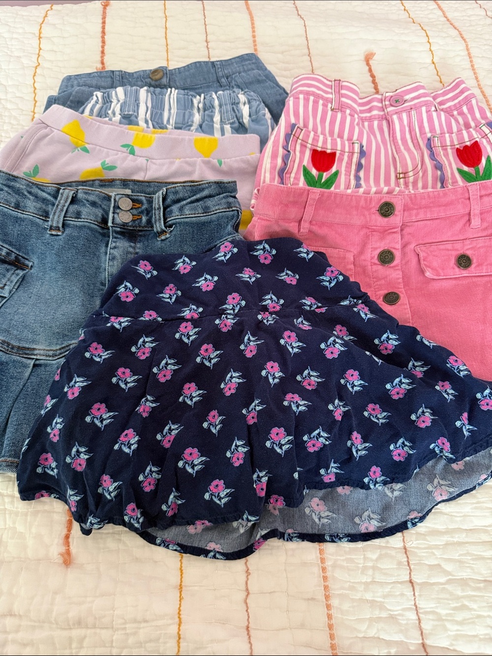 Girl Skirt & shorts 6-7